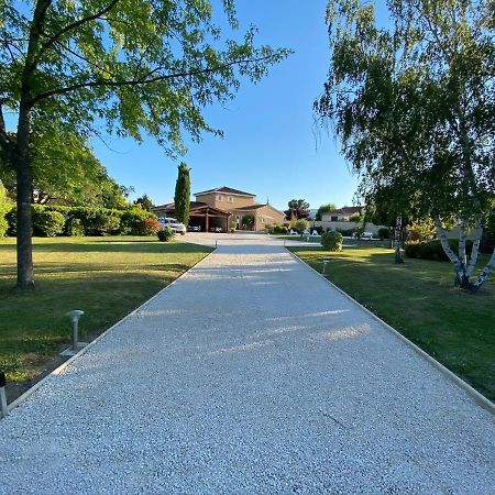 La Tonnellerie Bed & Breakfast Montbrison Exterior foto